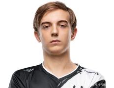 MK体育- v5karsa怎么没上场 