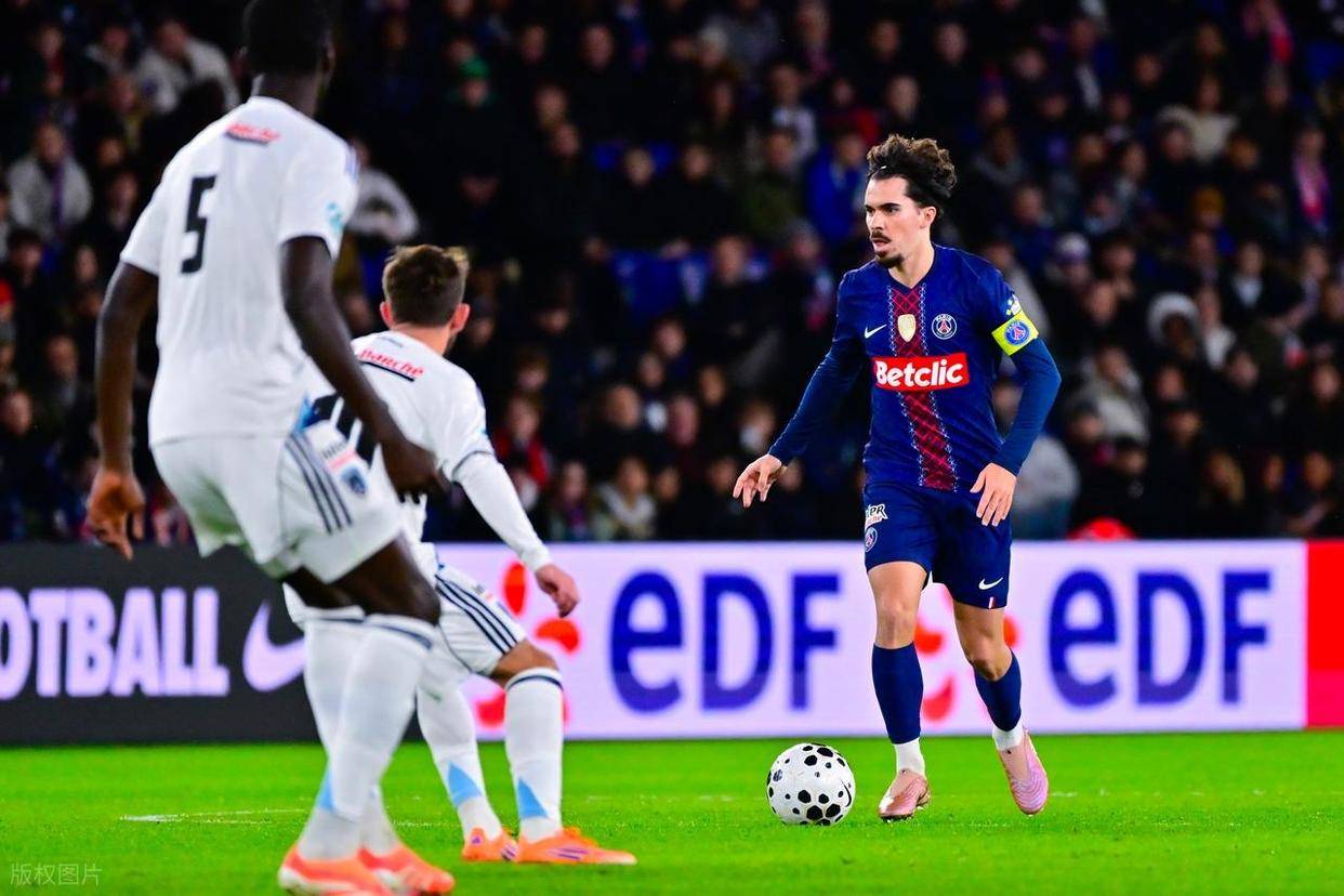 MK体育-包含莎拉波娃在巴黎圣日耳曼比赛中赛事规则更新，爆冷引发热议！的词条