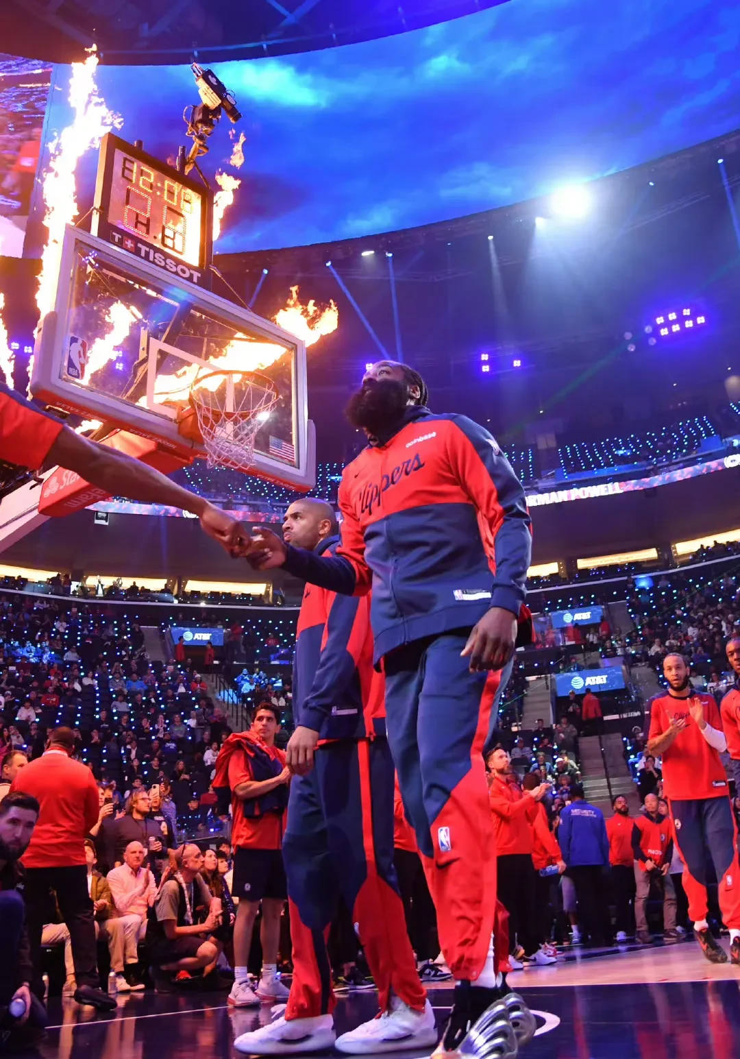 MK体育-Ning在快船比赛中败北，惊险取胜引发热议！的简单介绍