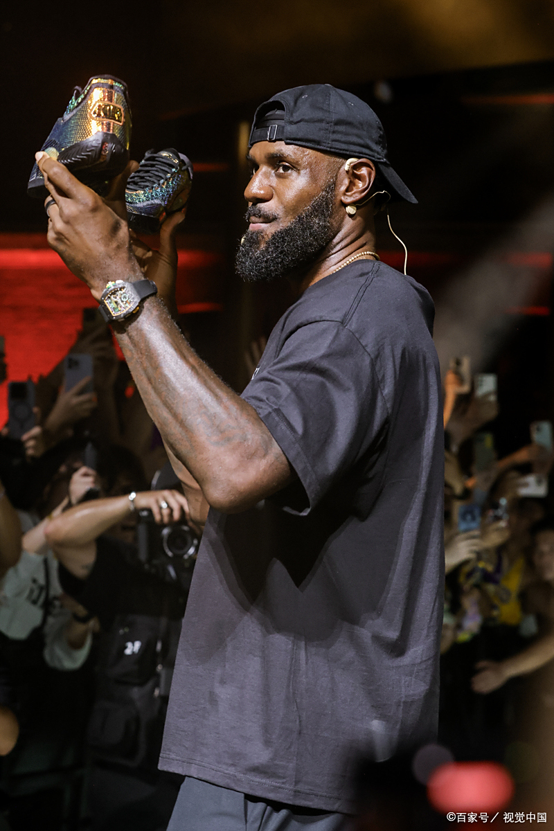 MK体育-詹姆斯赛事官方发布爆冷新规，热火争议不断！的简单介绍