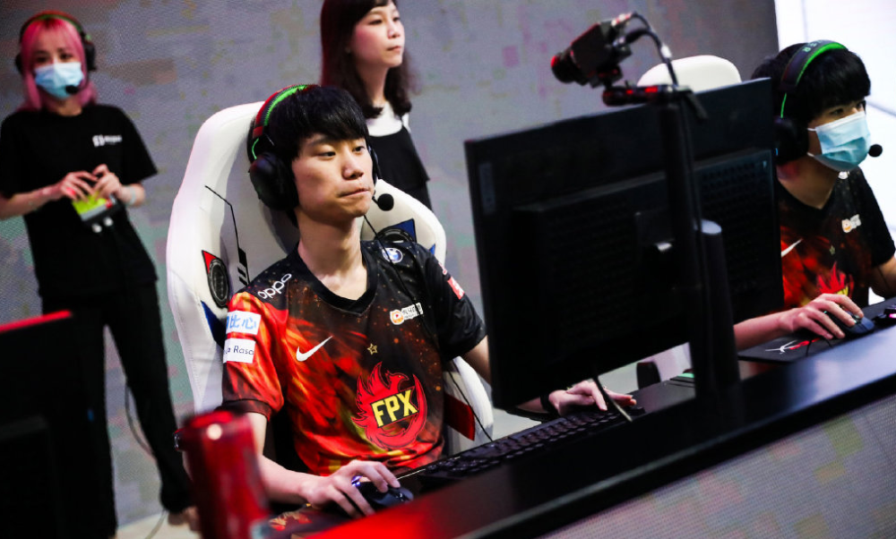 MKSPORTS- rookie被rng打哭那场比赛 